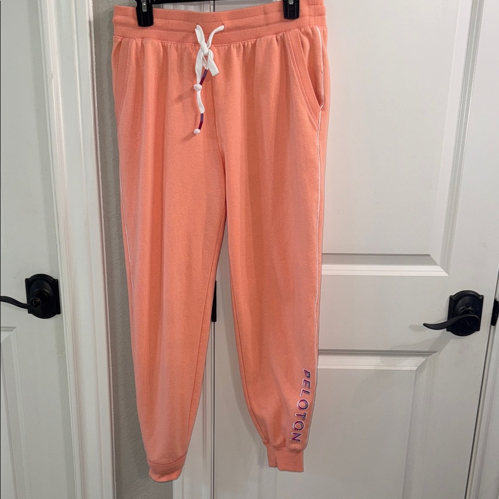 Peloton women’s Peach/White Drawstring Jogger Sweatpants
